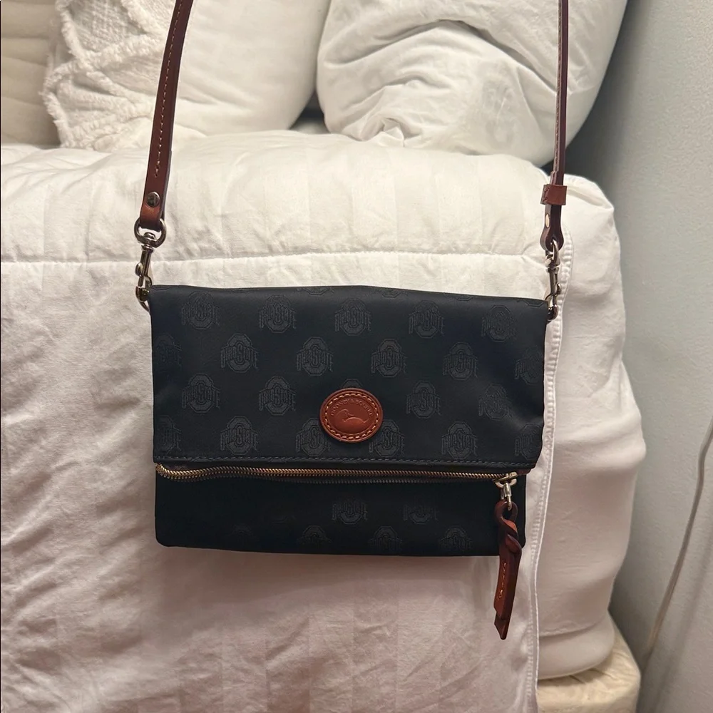 Ohio State Dooney & Bourke fold over crossbody black nylon NWOT